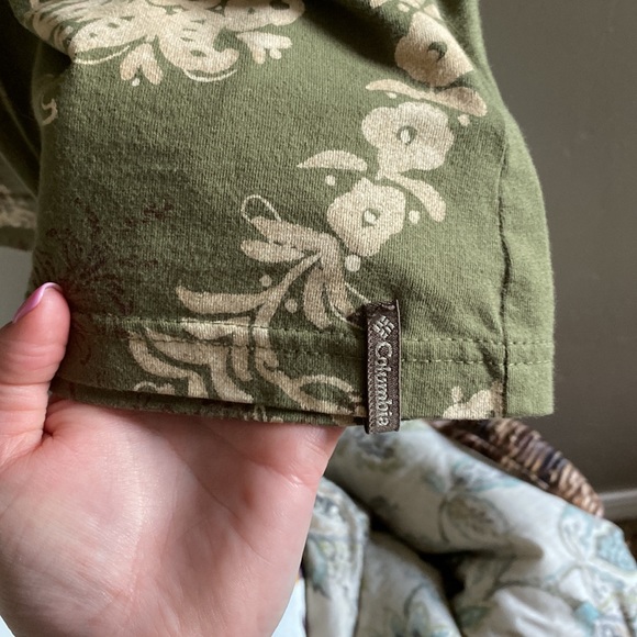 Columbia quarter length sleeve top             #26 - Picture 5 of 6